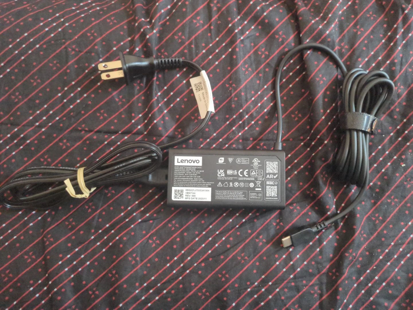 Lenovo AC Adapter 65W USB-C - photo 2