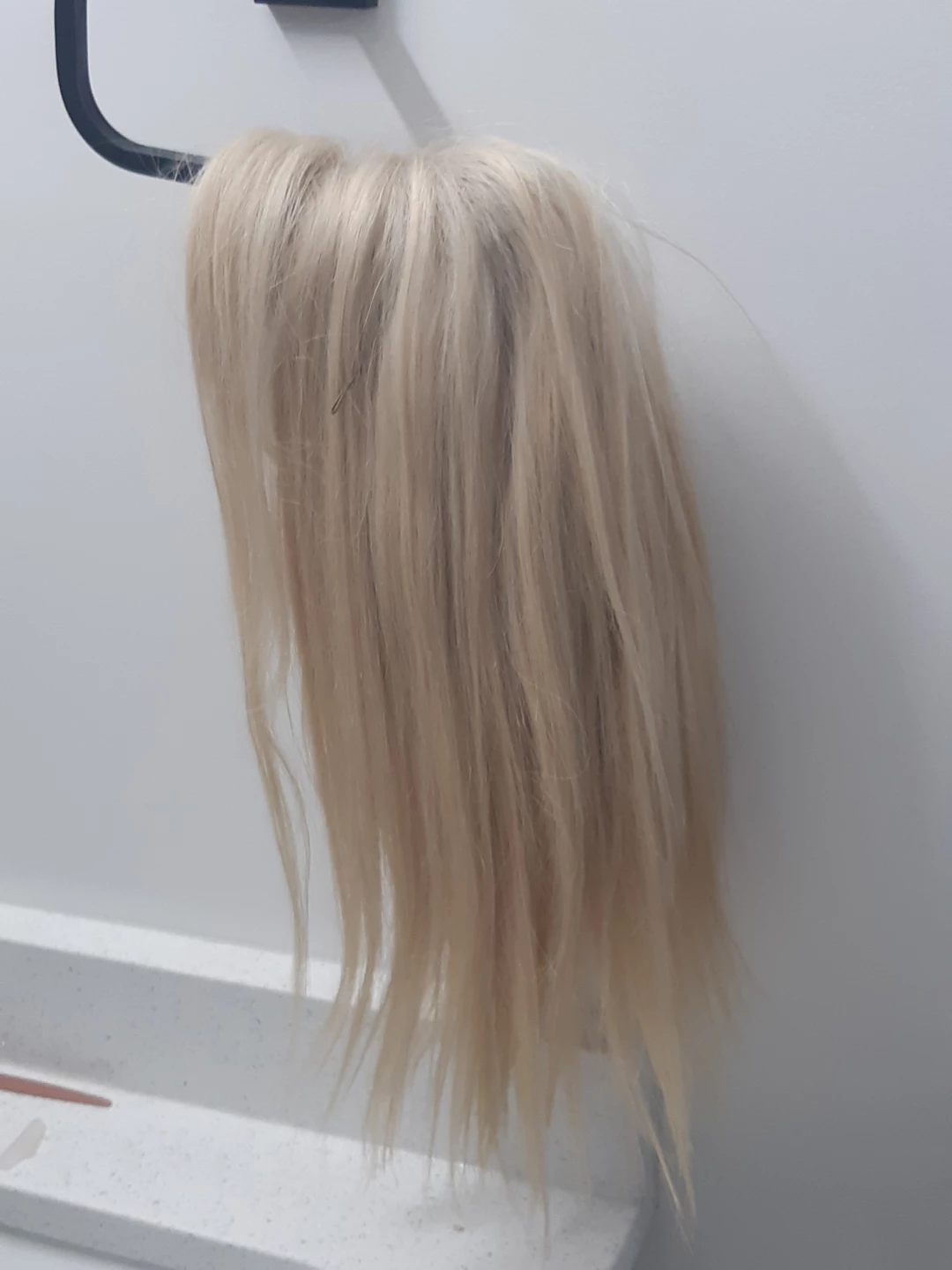 Blonde Wig - human hair 18" bombshell wigs