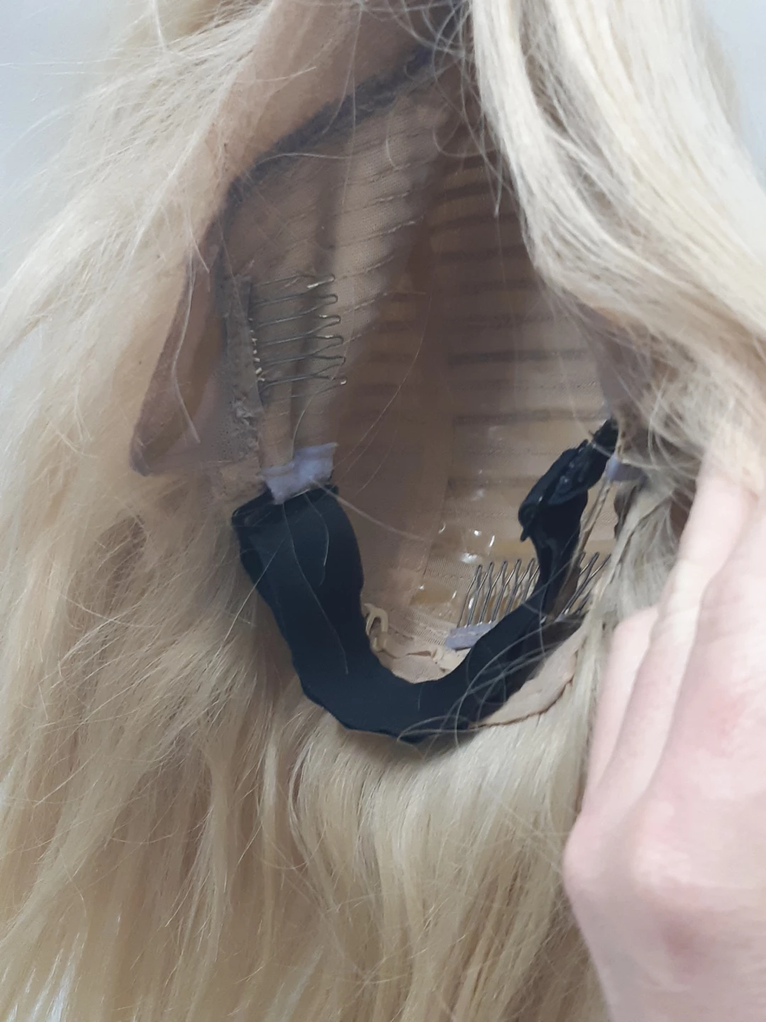 Blonde Wig - human hair 18" bombshell wigs - photo 2