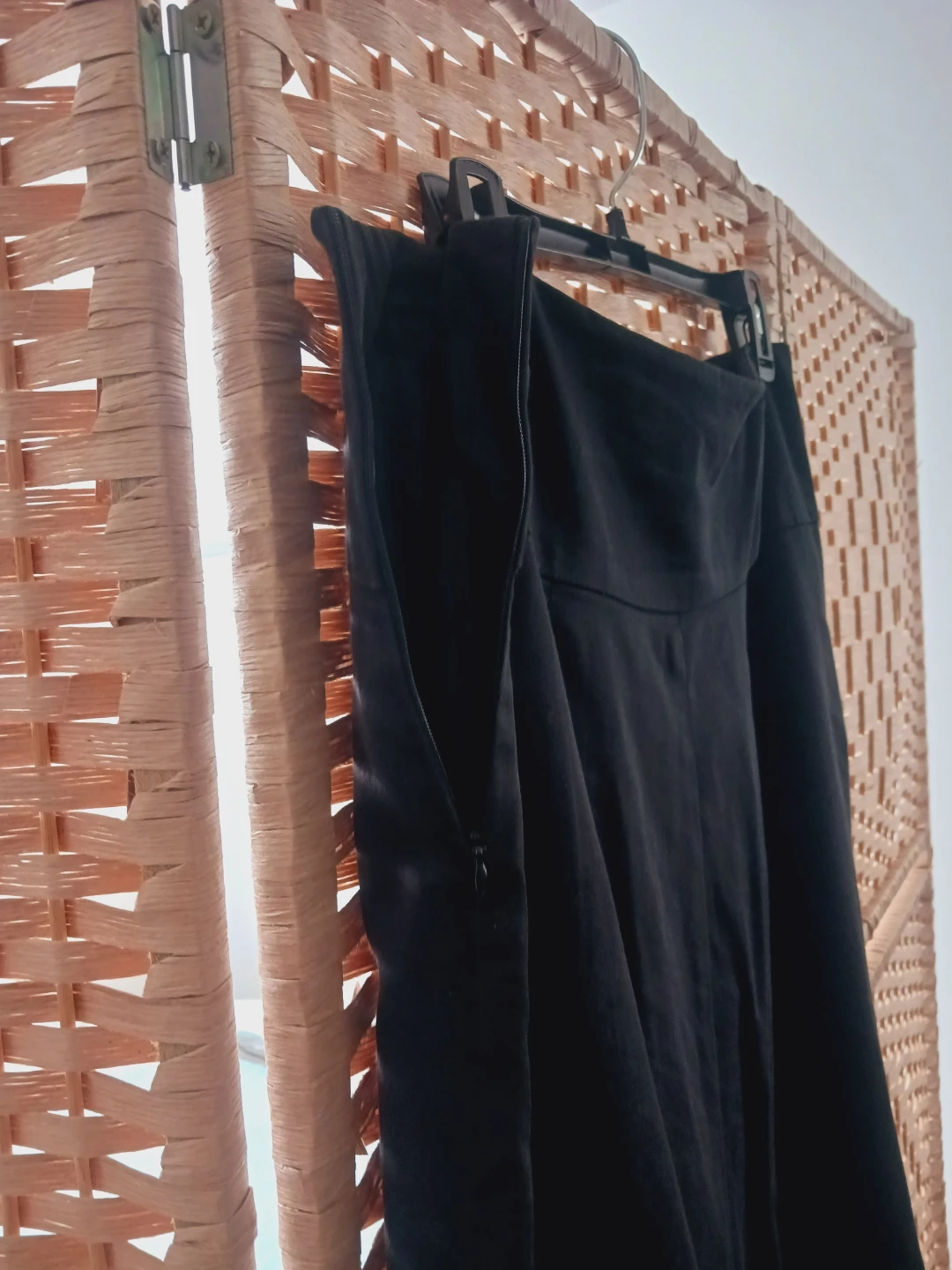 Margalit New York Black Skirt Size 10 - photo 3