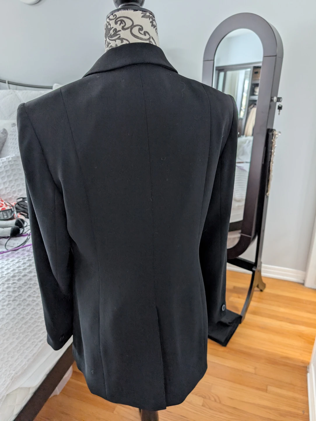 Tristan & Iseult Black Blazer Size 8 - photo 2