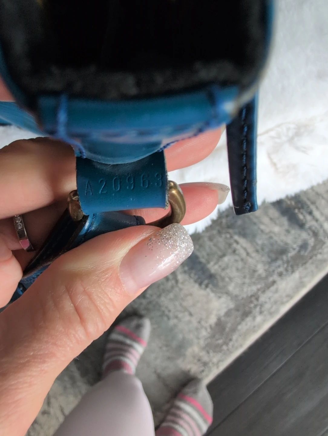 Louis Vuitton Noe Bucket Bag - Teal Epi Leather - photo 5