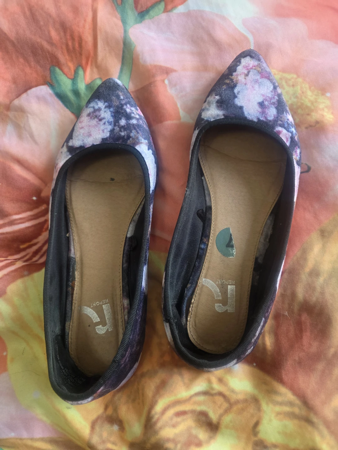 Report Floral Pointed Toe Flats
