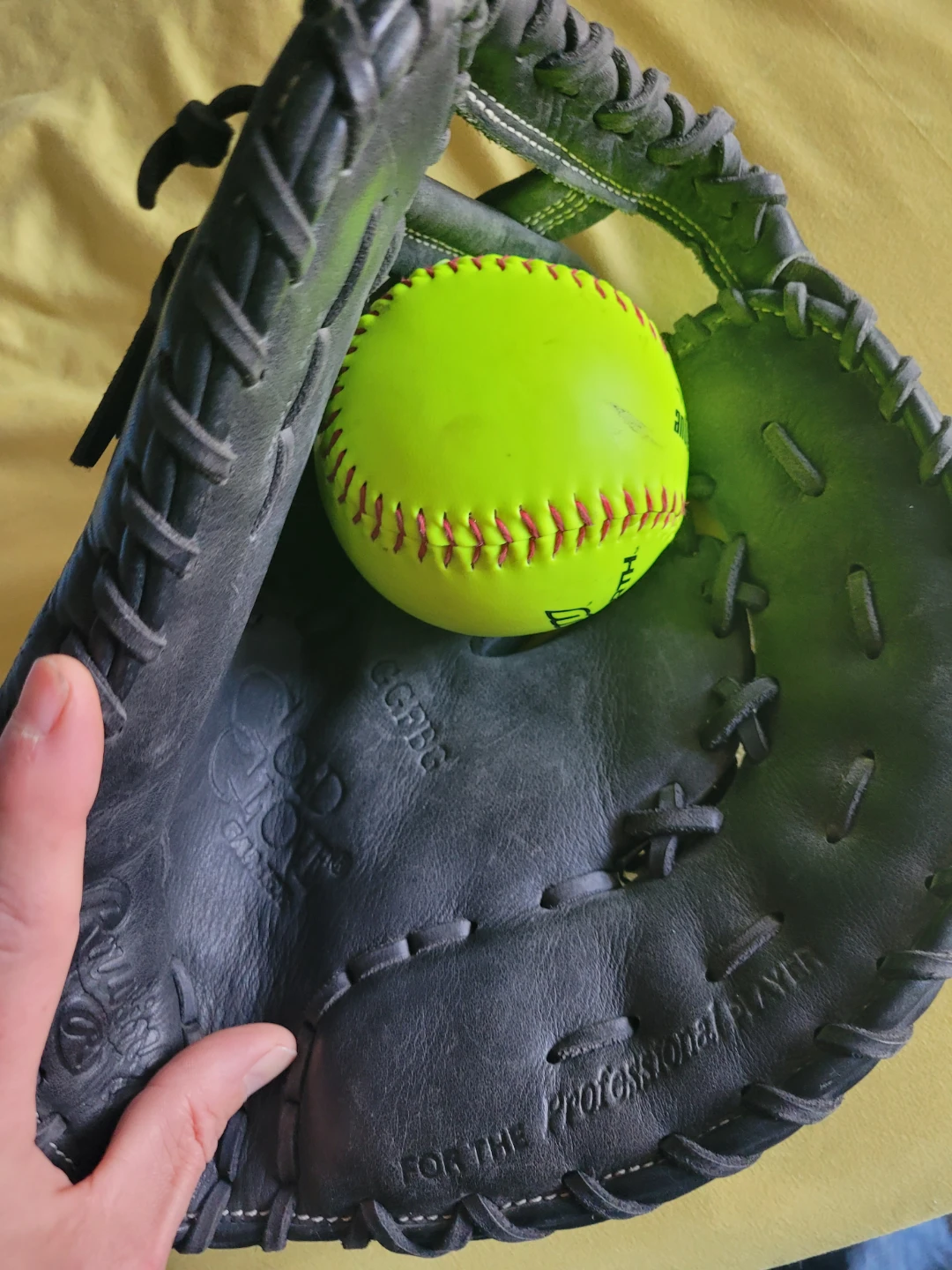Rawlings The Gold Glove Co. Baseball Glove - photo 4