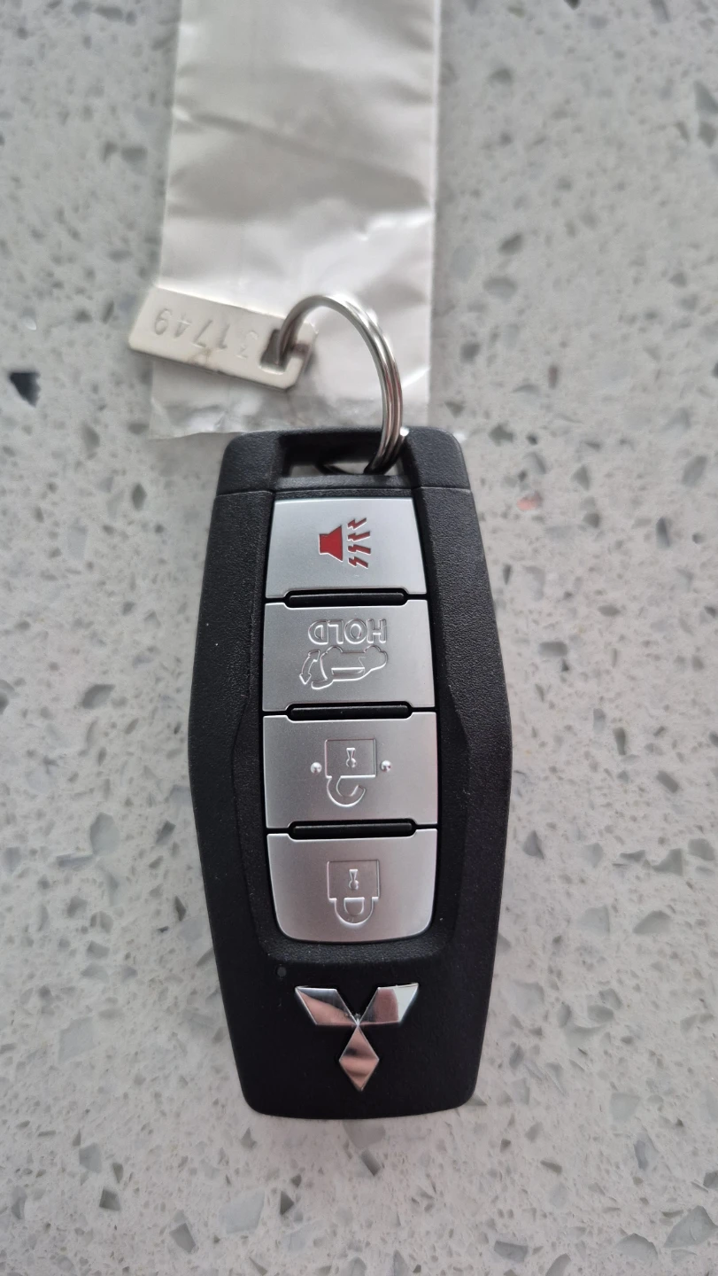 Mitsubishi Key Fob – 2024 Outlander SEL
