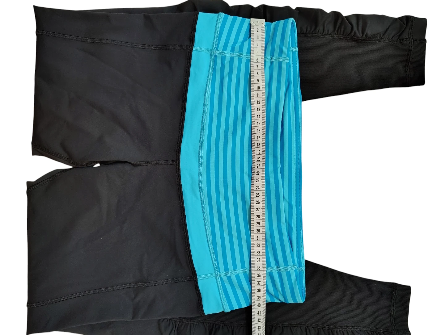 Lululemon Black Ruched Leggings Size 12 - photo 2