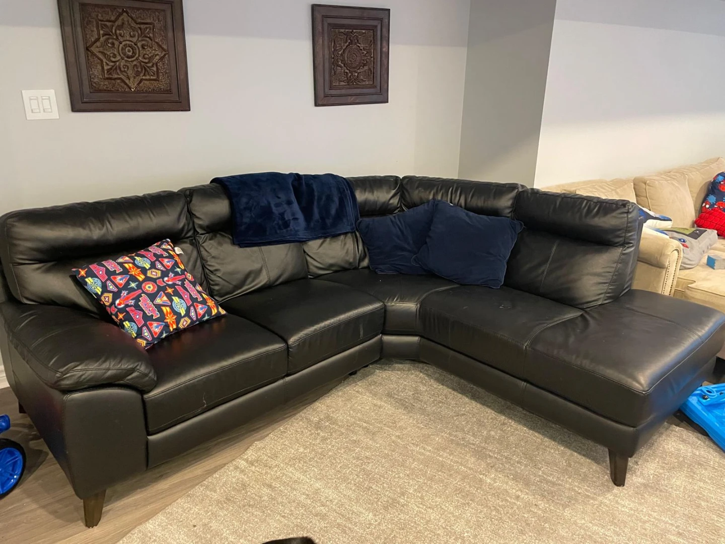 Black Leather Sectional Sofa