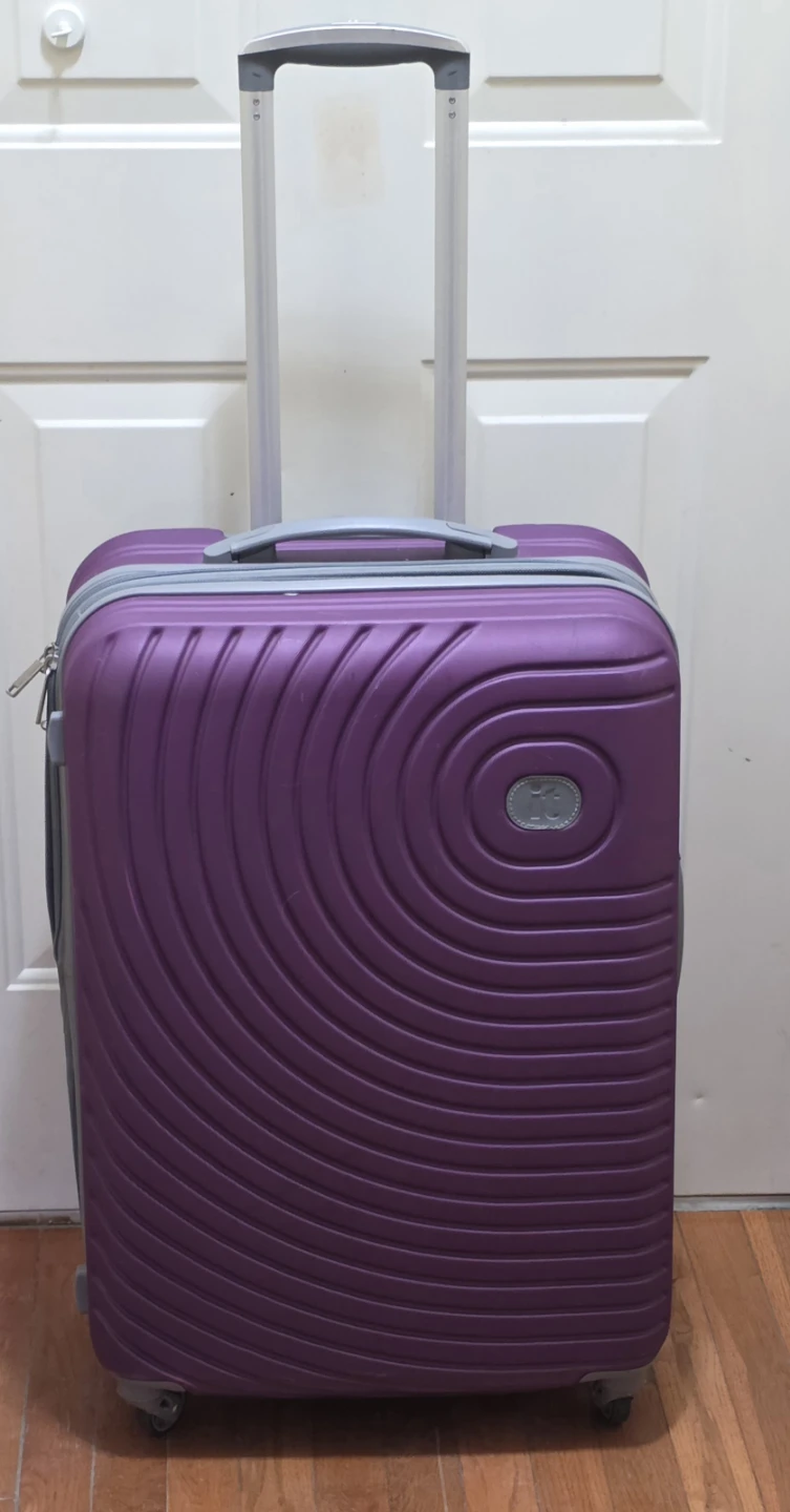Purple IT Luggage Spinner Suitcase - photo 3