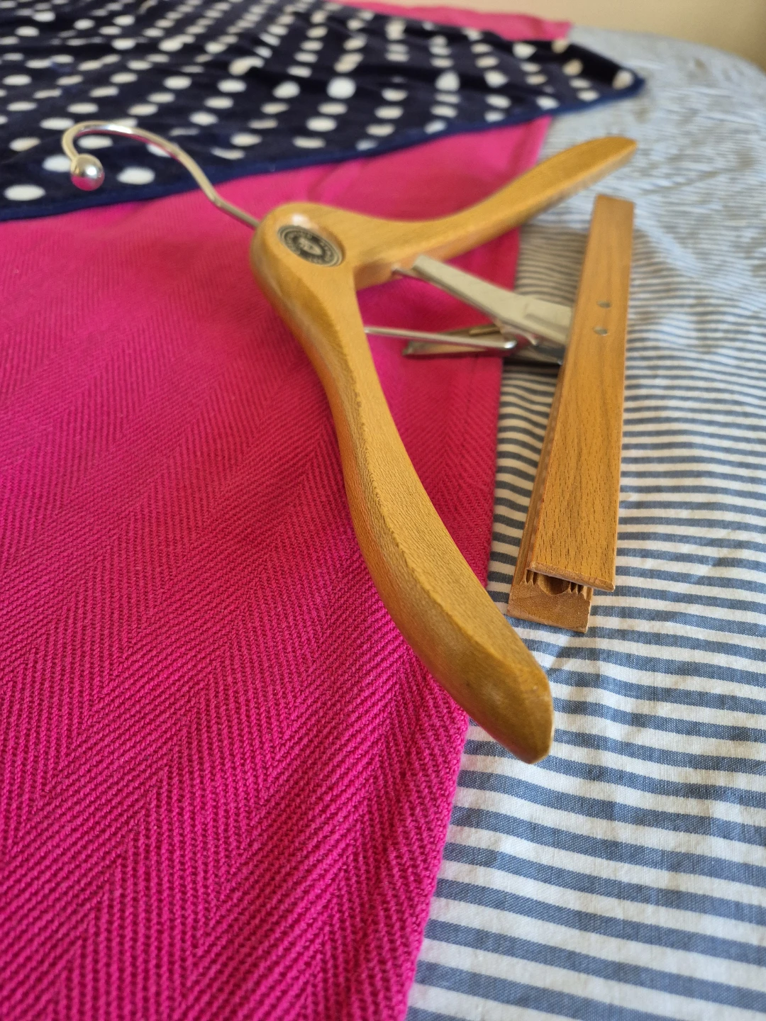 Vintage Solid Maple Wooden Hanger with Pants/Skirt clip