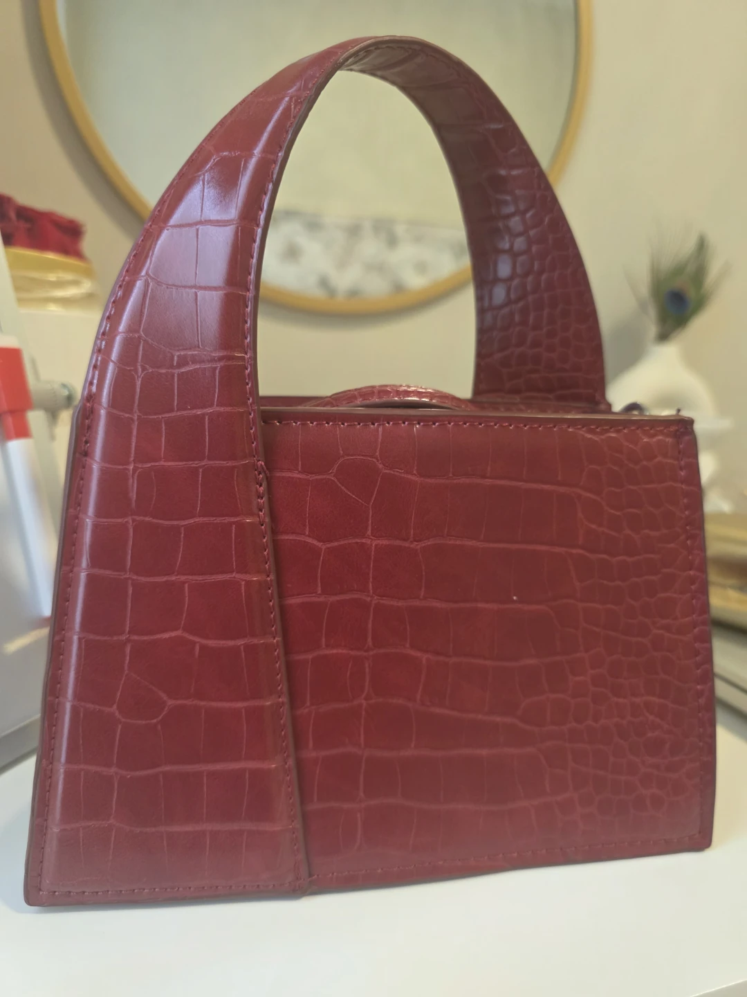 Zara Red Crocodile Embossed Handbag with Shoulder Strap - photo 2