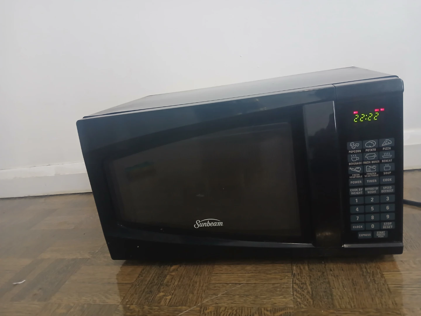 Sunbeam Countertop Microwave