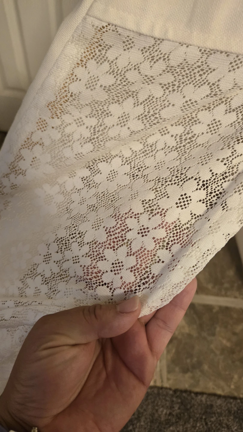 White Lace Trimmed Play Tent - photo 5