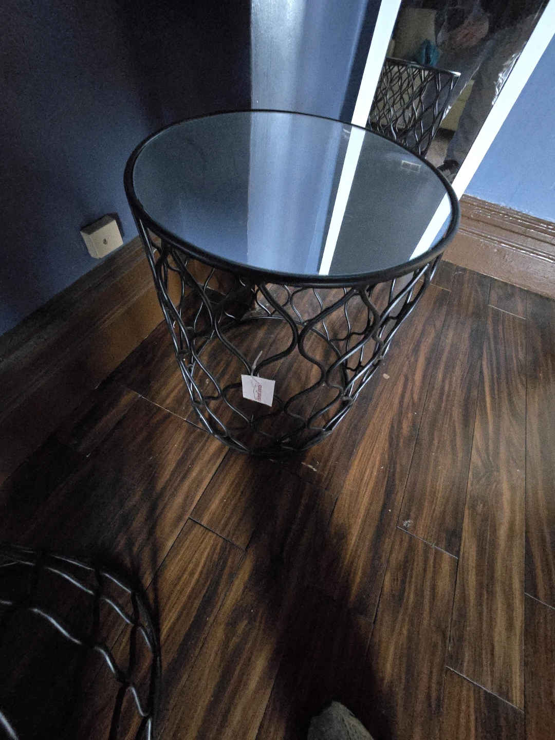 Set of 2 Black Metal and Glass Round Accent Tables - photo 5