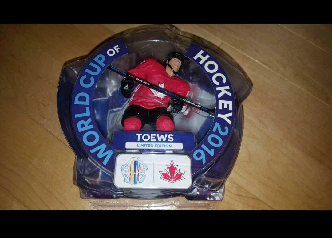 /1000 - JonathanToews 2016 Limited Edition Figure