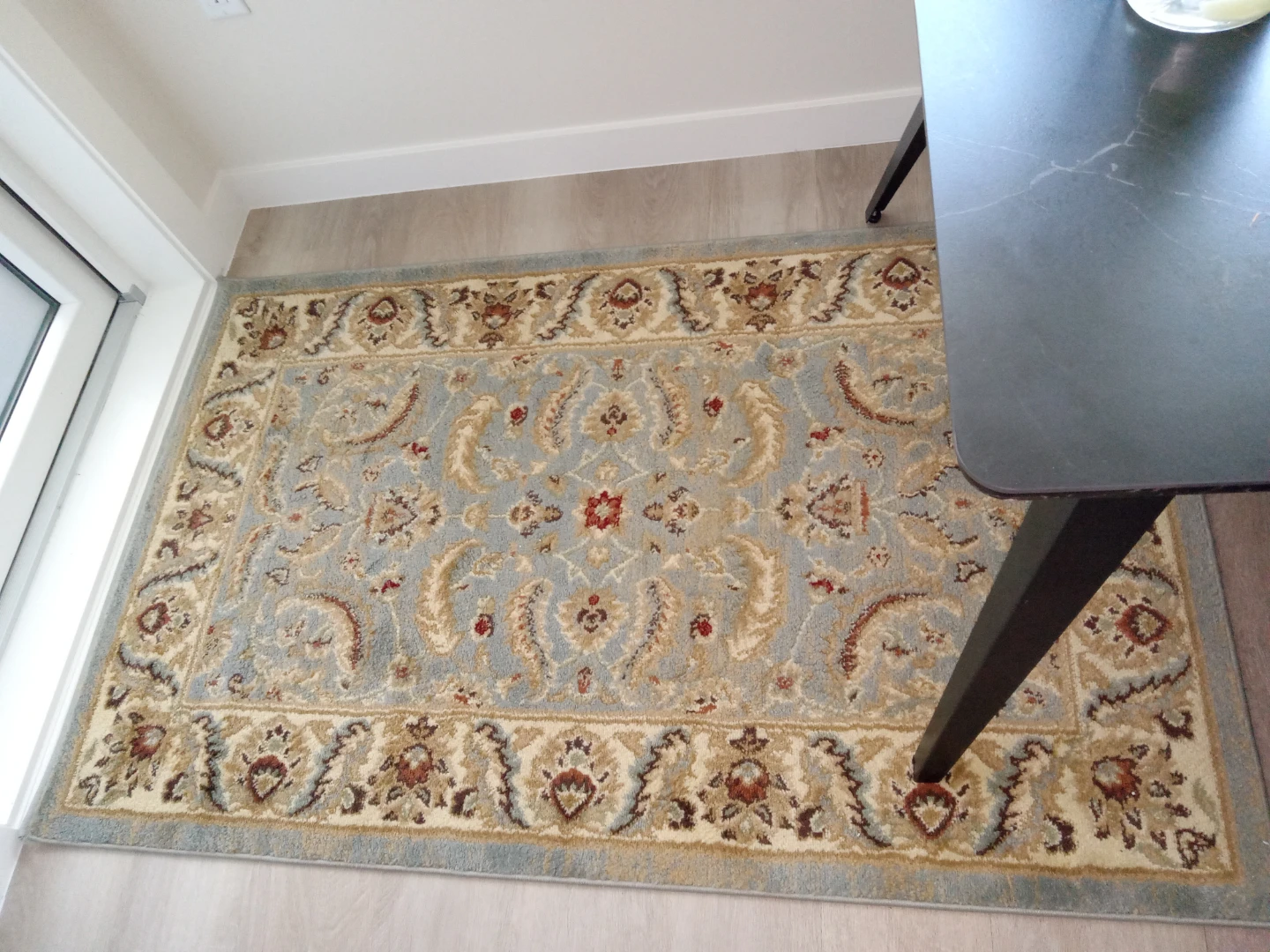 Traditional Oriental Area Rug - photo 3