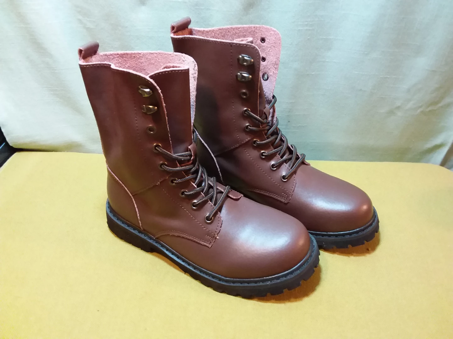🥾 🆕 Woman's Leather Lace-Up Combat Boots 👢 🆕