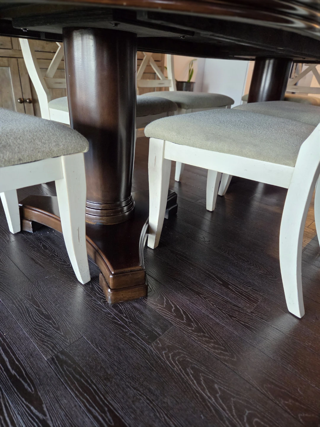 Solid wood Oval double pedestal dining table - photo 4