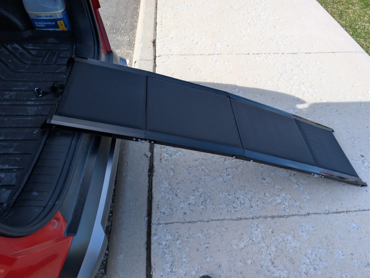 Black Folding Pet Ramp for Cars 250lbs capacity - photo 2