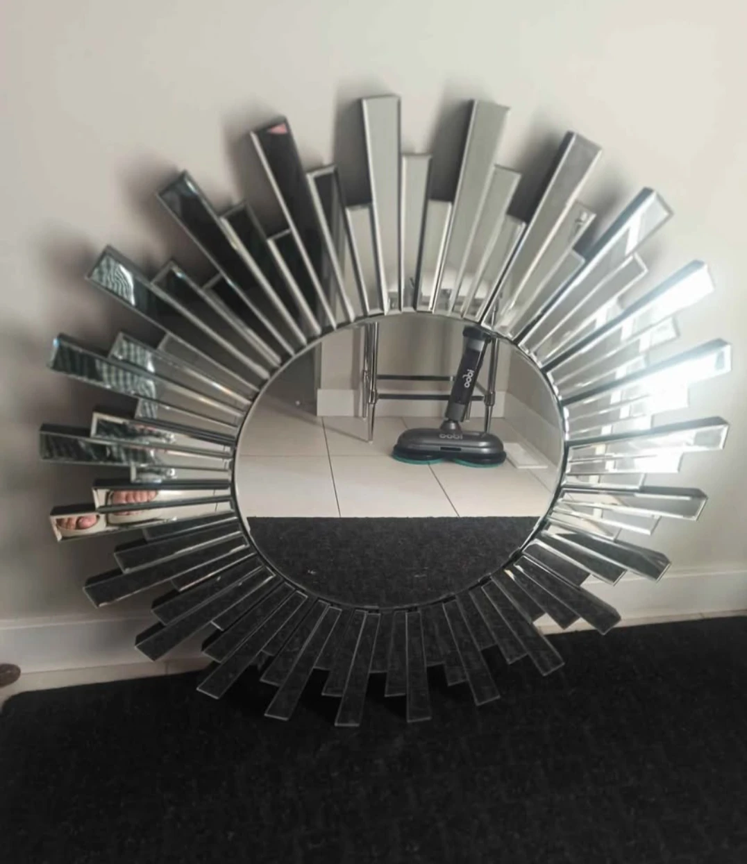Round Modern Mirror