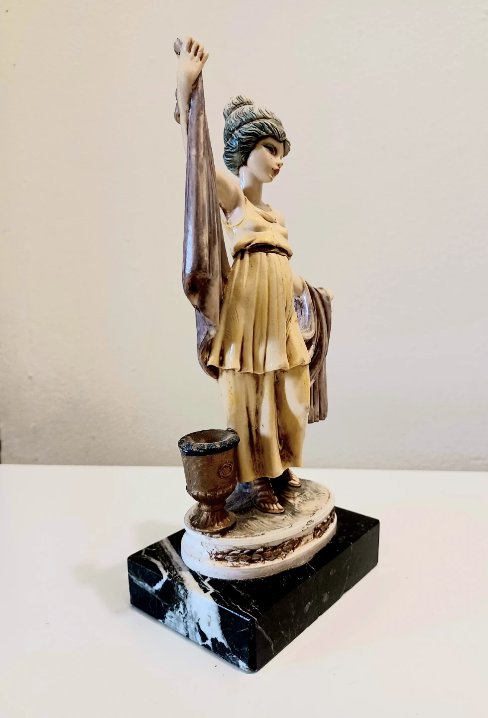 Vtg Signed Simonelli Statue - photo 3