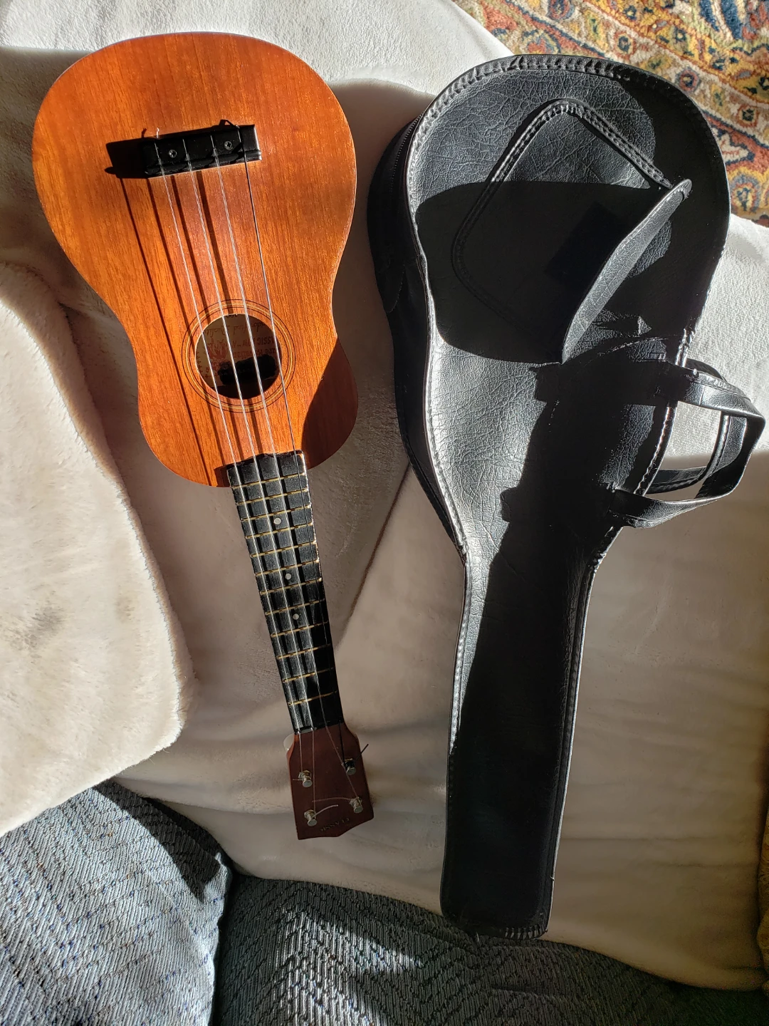 The Classic Ukulele with Case - photo 4