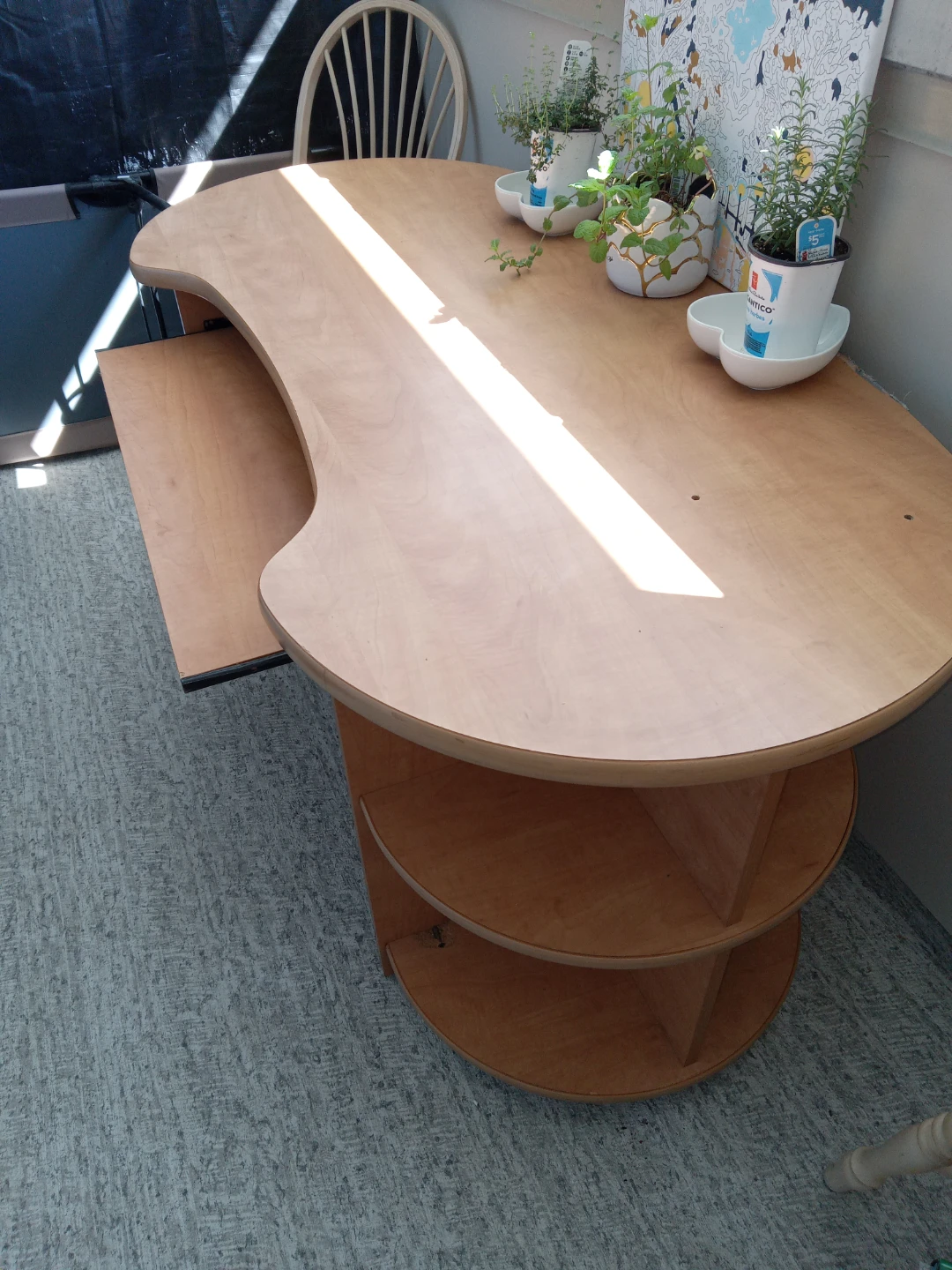 Kidney Bean Shaped Desk with Keyboard Tray and Shelves