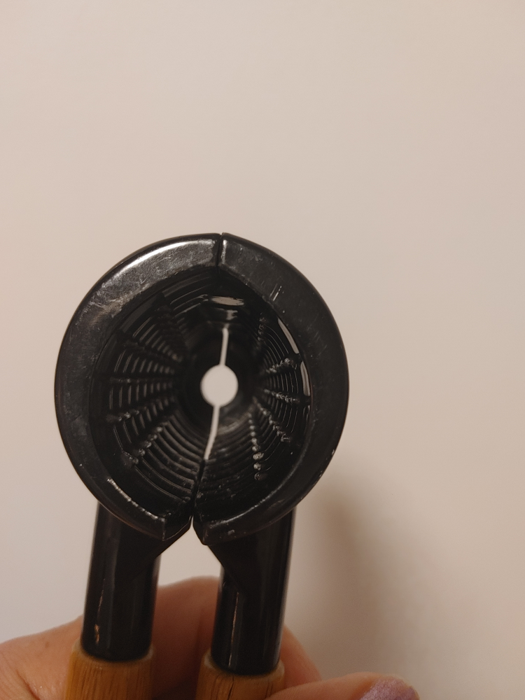 Nutcracker with Wooden Handles - photo 4