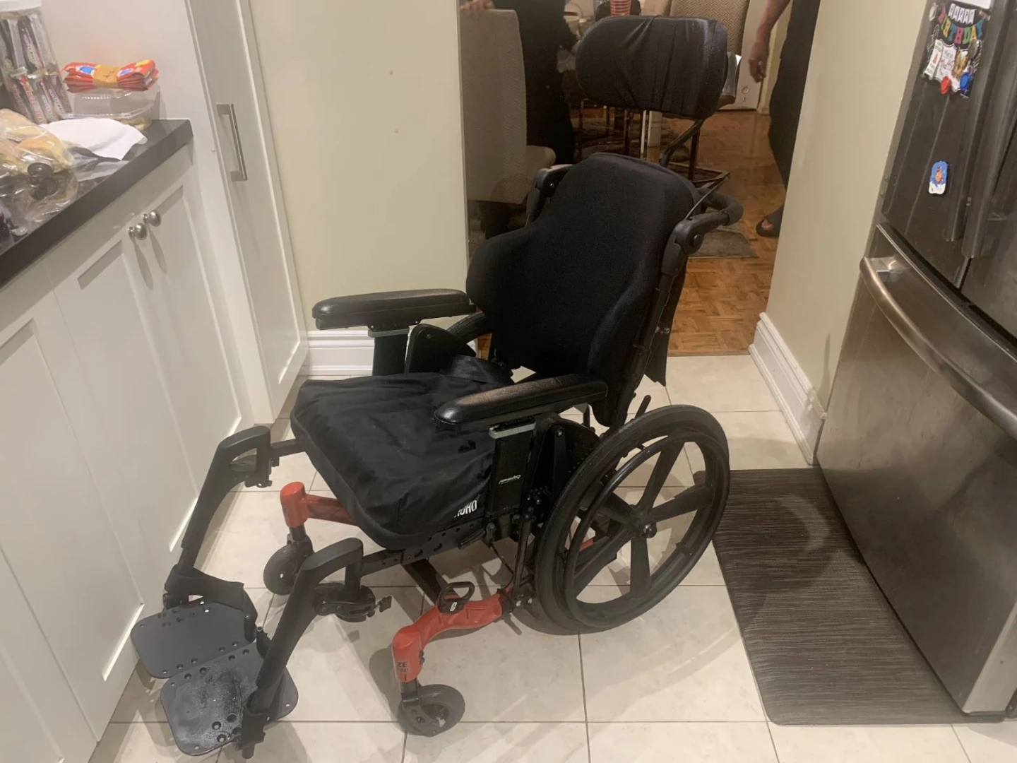 ROHO Wheelchair with FUZE T50 - photo 5