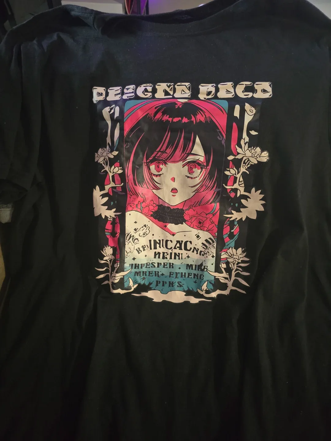 Large and medium Tokyo Ghoul T-Shirts