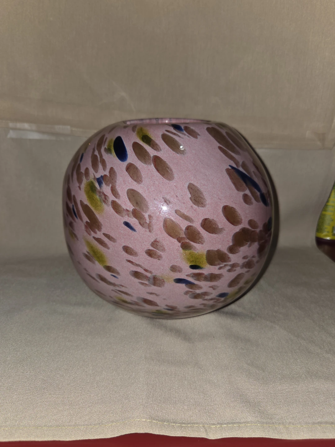 Pink Swirl Glass Vase - photo 2