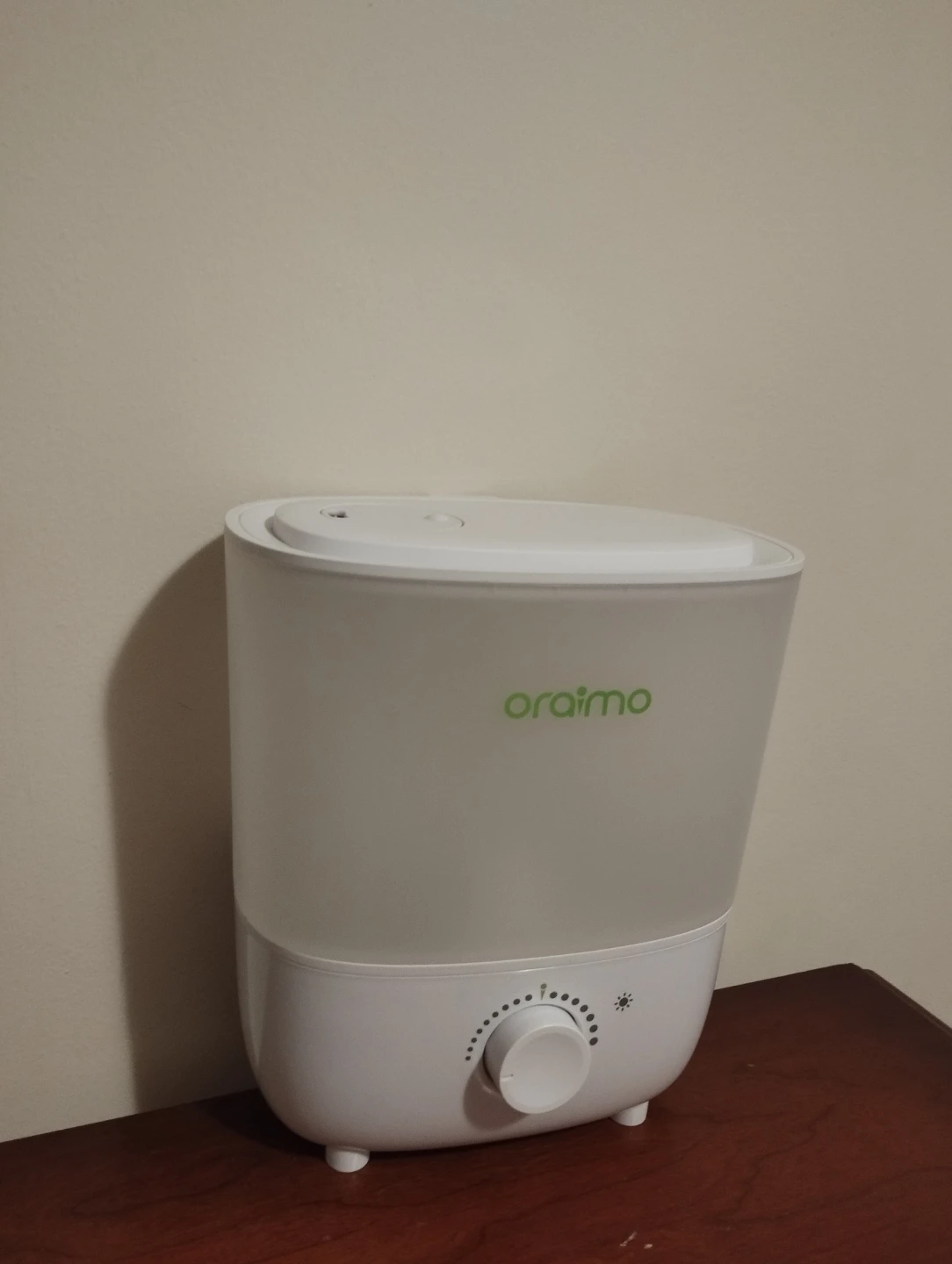 Uvlazhnitel' vozdukha Oraimo OHM-U02 belogo tsveta