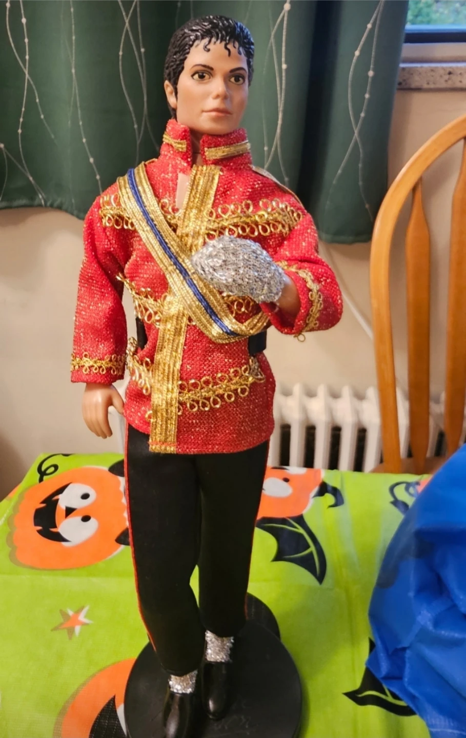 Michael Jackson Thriller Doll (PICK UP IS IN ETOBICOKE)