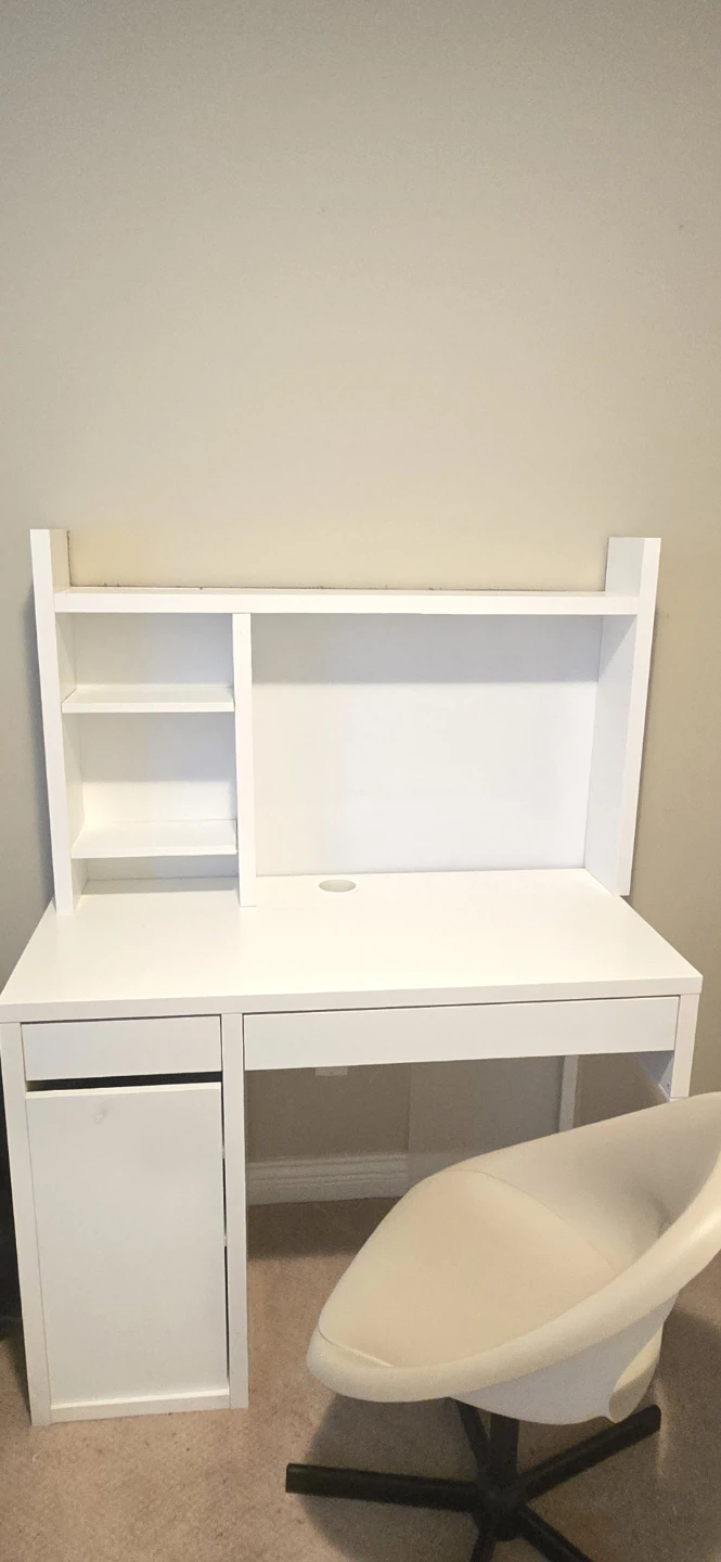White Desk with Hutch and Storage