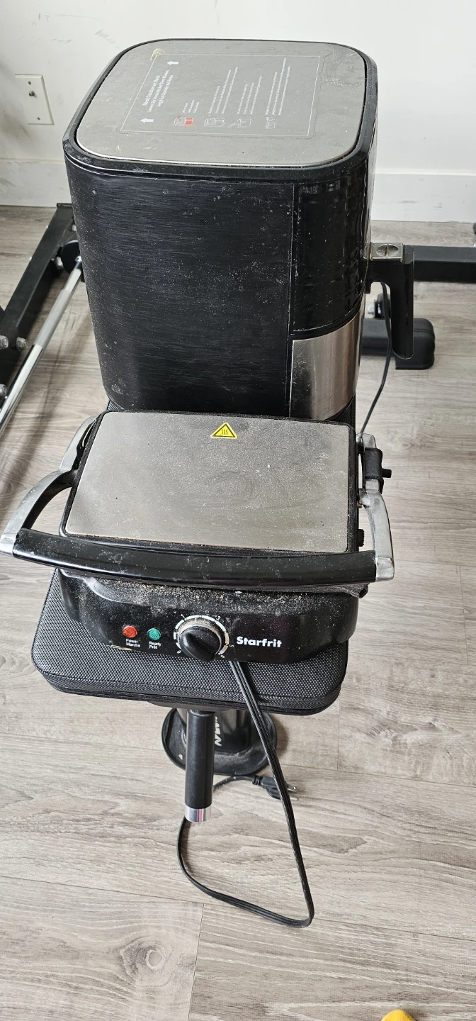InnsKy Air Fryer & Starfrit Grill