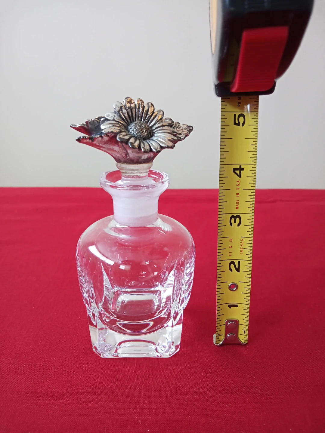 Crystal Perfume Bottle with Silver Daisy Stopper - photo 5