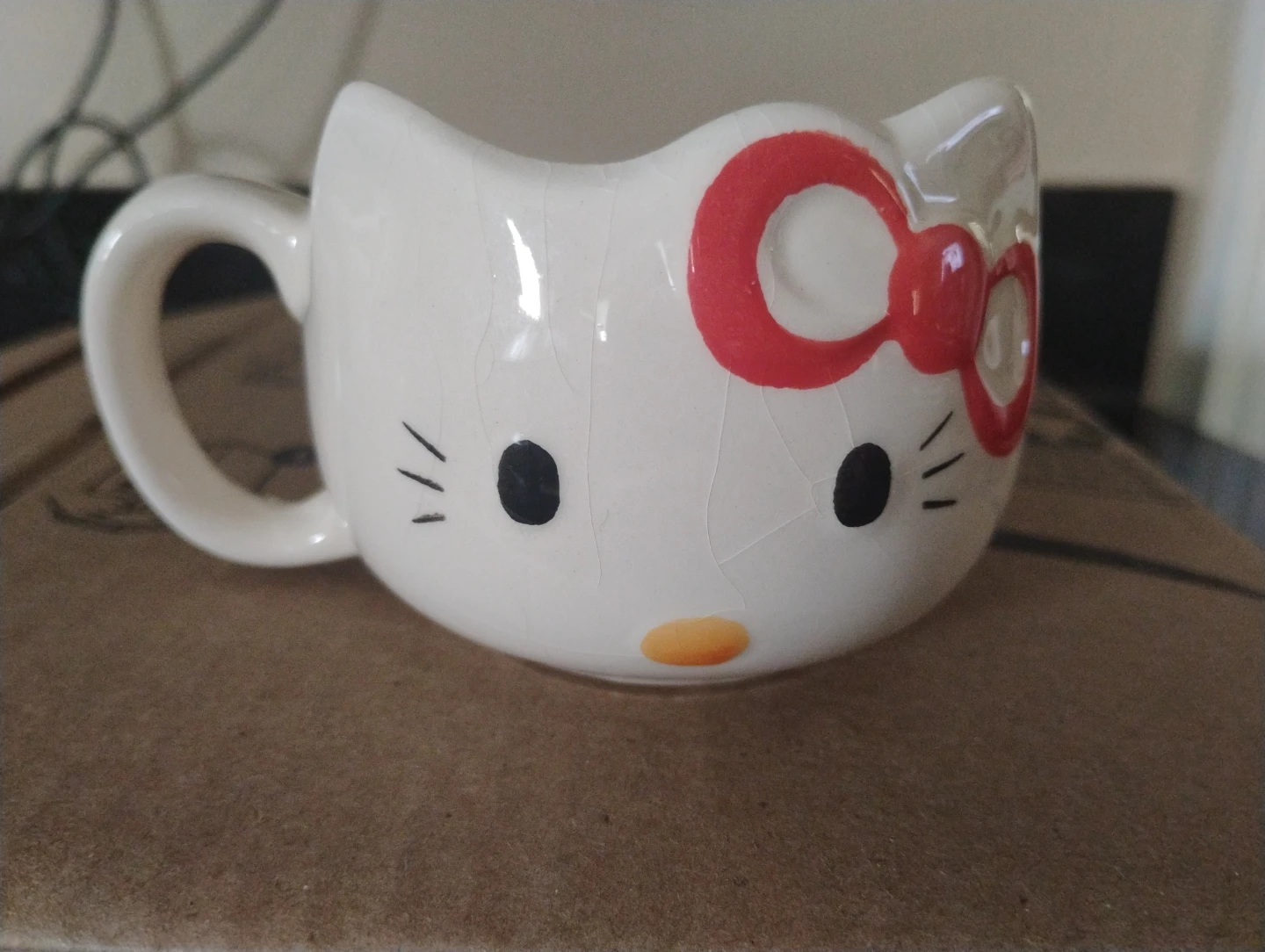 Set of 4 White Hello Kitty Ceramic Mugs - photo 2