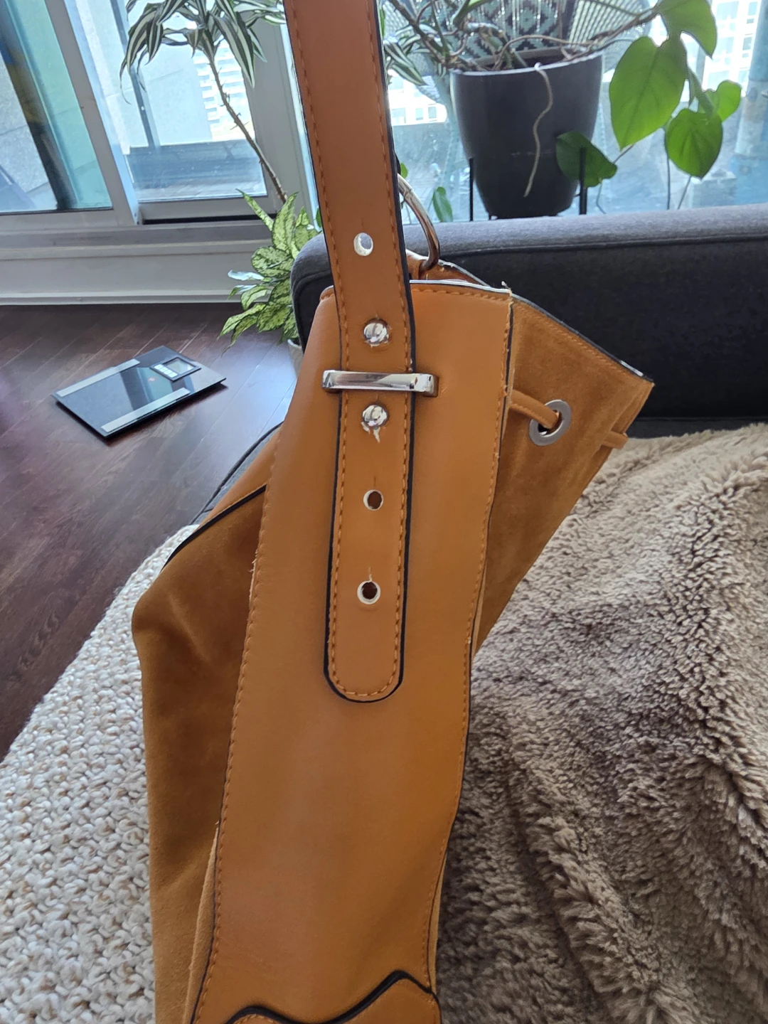 Zara Suede and Faux Leather Bucket Bag- - photo 4