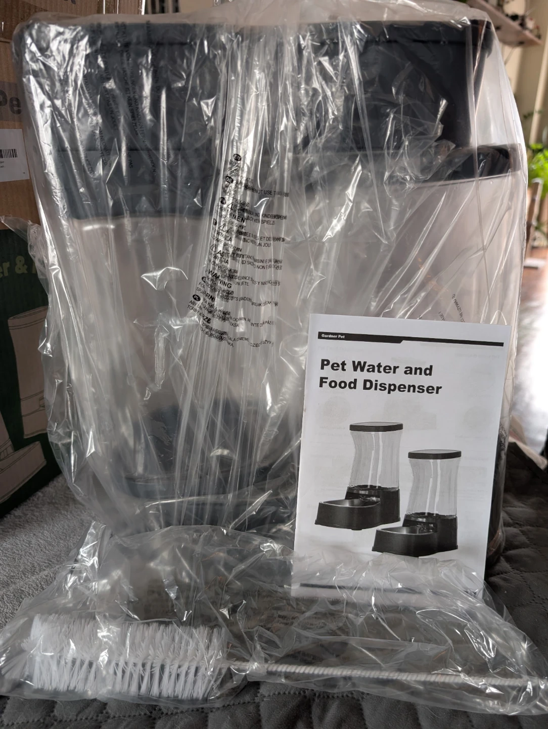 Gardner Pet Water & Food Dispenser - photo 2