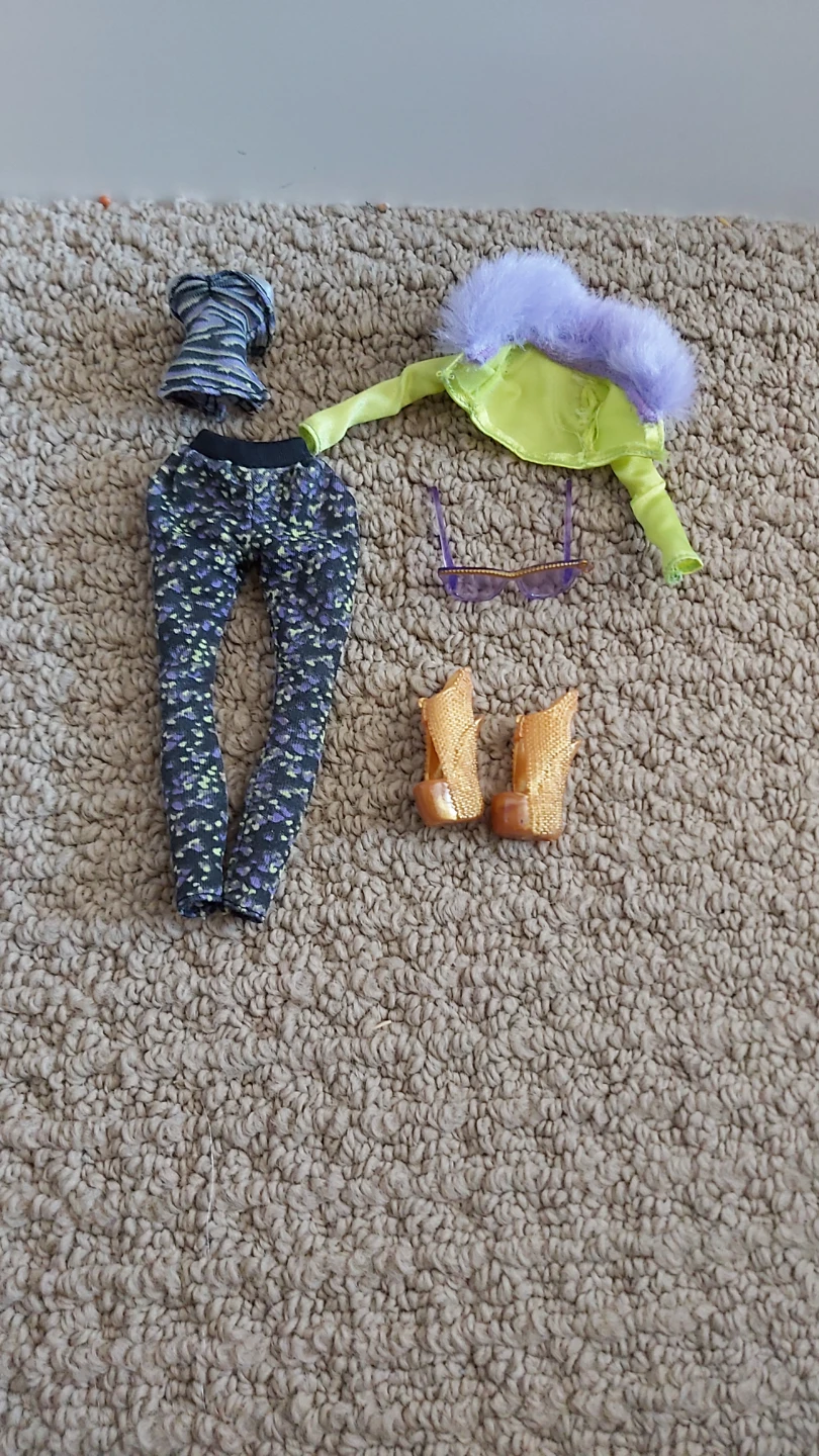 Monster High Clawdeen Wolf Fashion Pack 2011