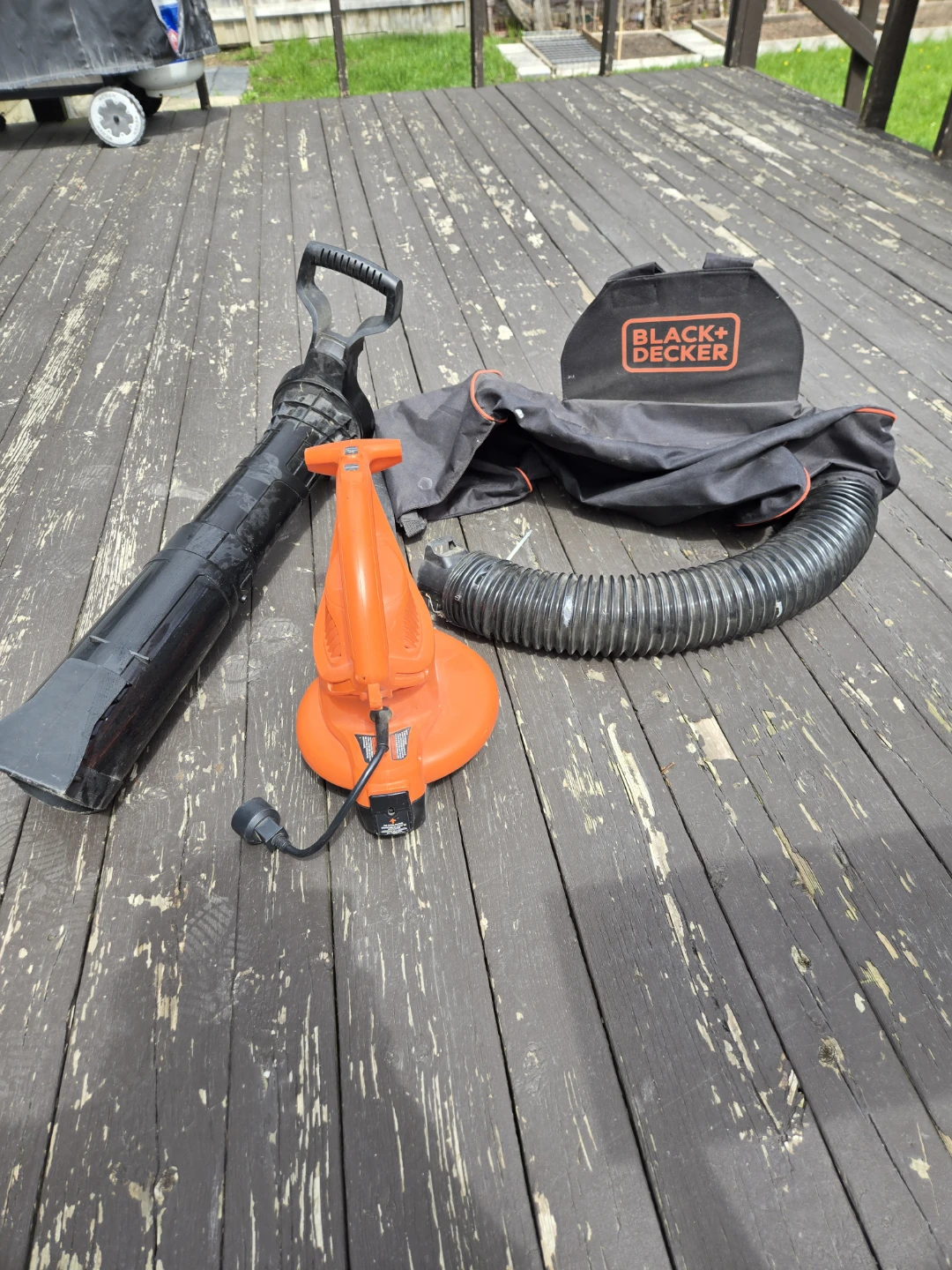 BLACK+DECKER Electric Leaf Blower/Vacuum - photo 2