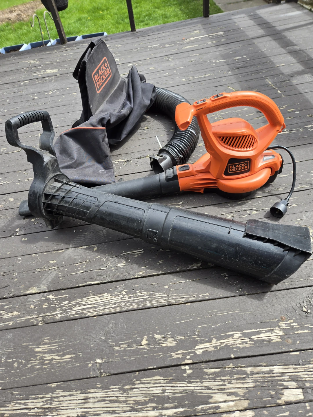 BLACK+DECKER Electric Leaf Blower/Vacuum - photo 4