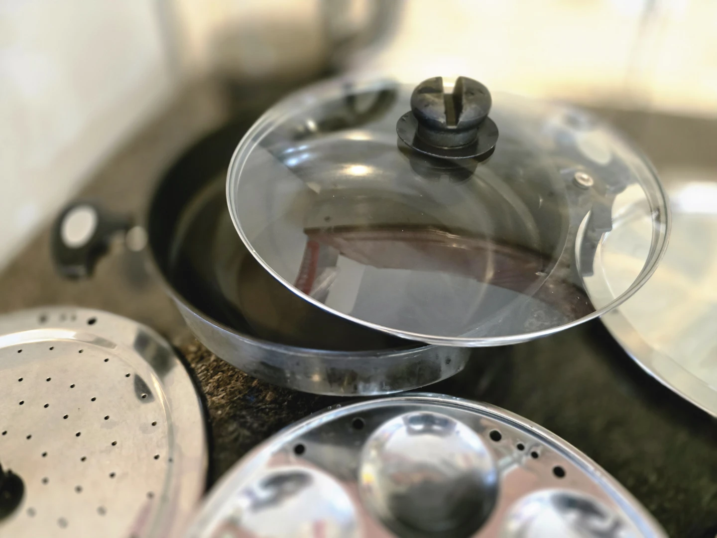 Idli Maker with Pot and Steamer Tray - photo 3