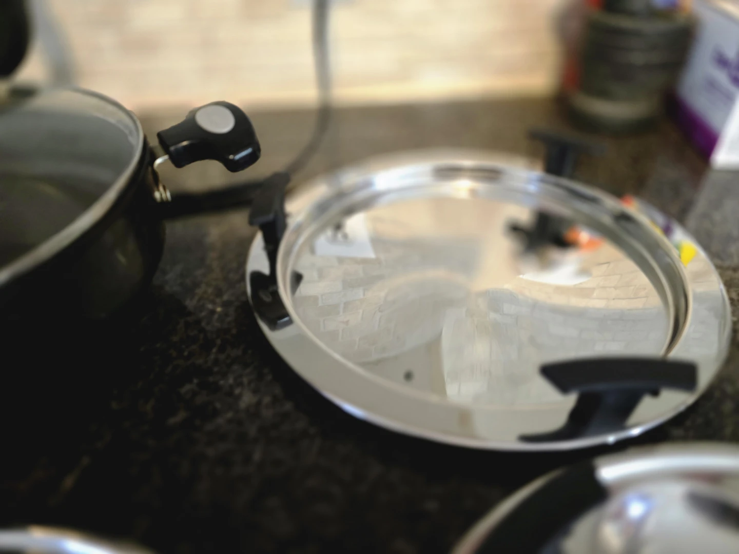 Idli Maker with Pot and Steamer Tray - photo 4