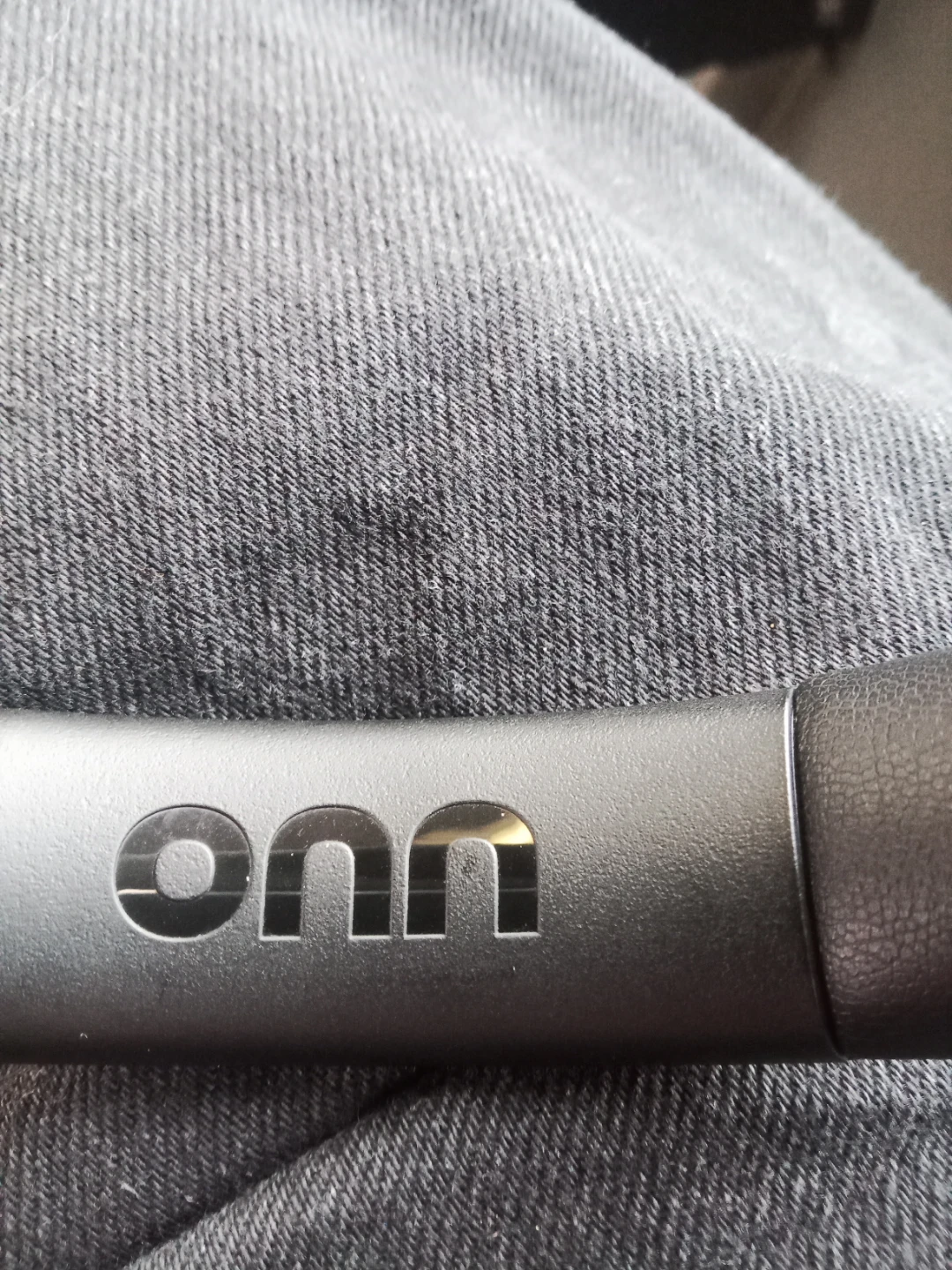 ONN Over-Ear Headphones - photo 2