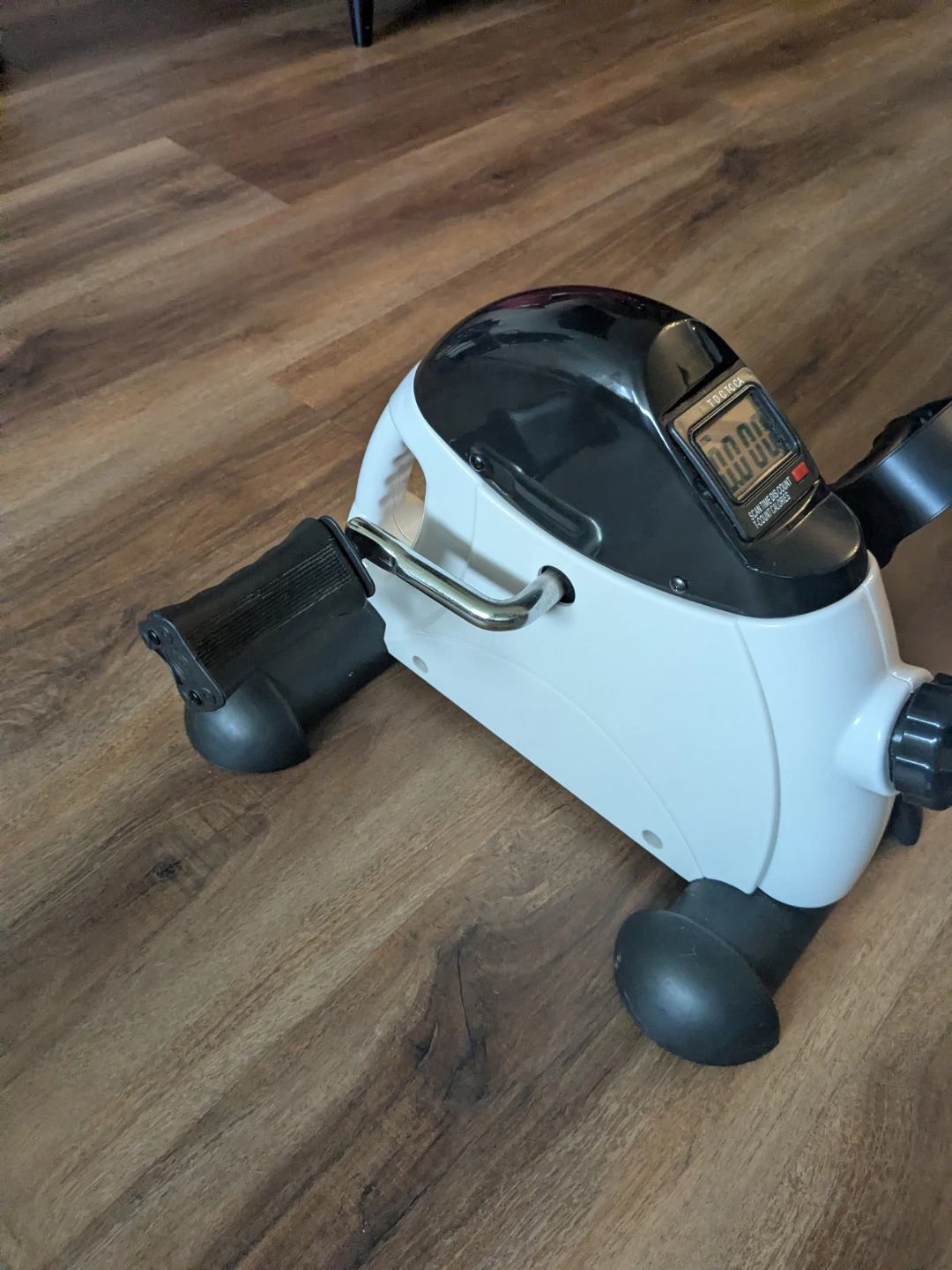 Compact Pedal Exerciser with Digital Display - photo 2