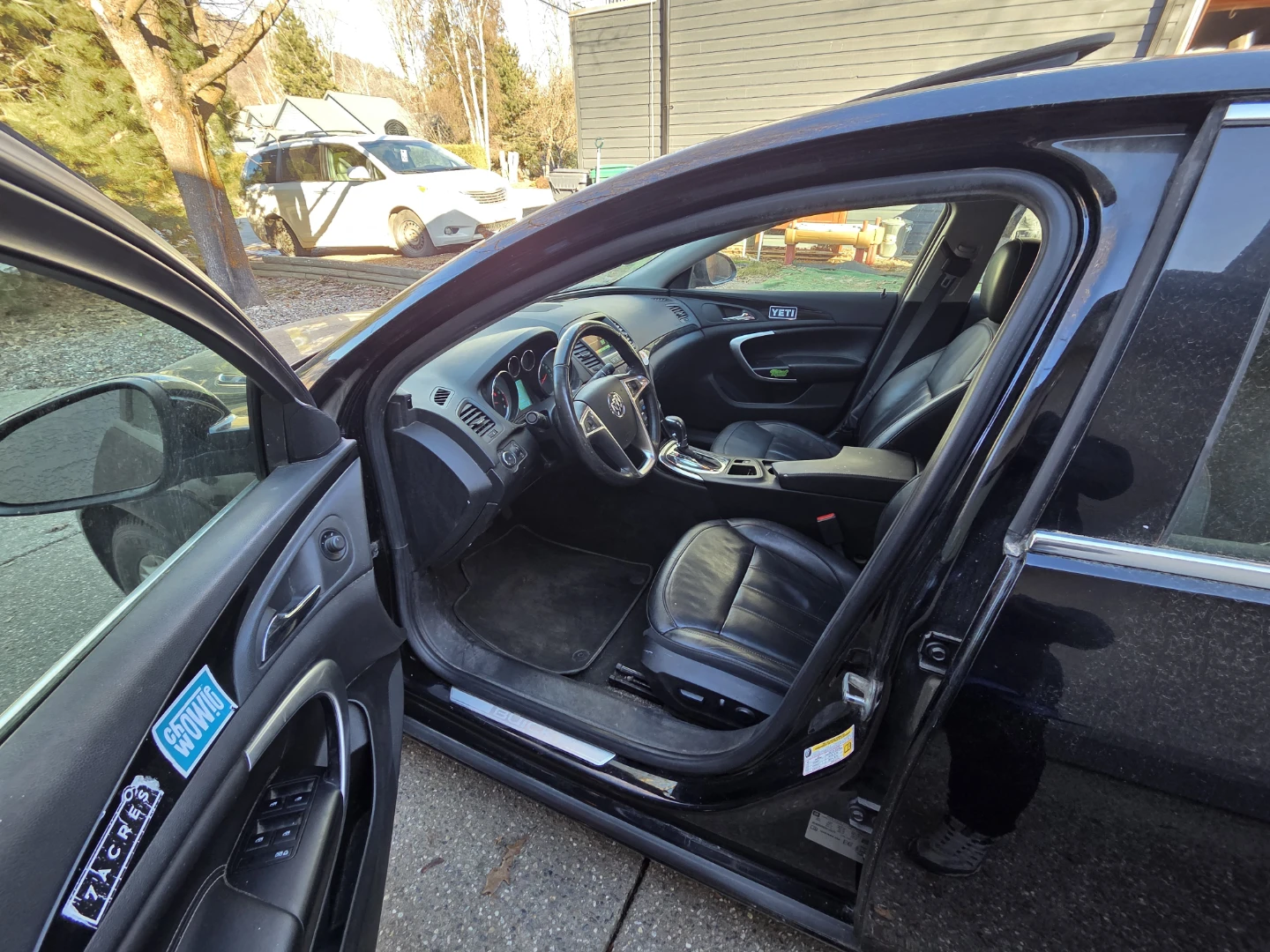 Black Buick Regal Sedan - photo 5