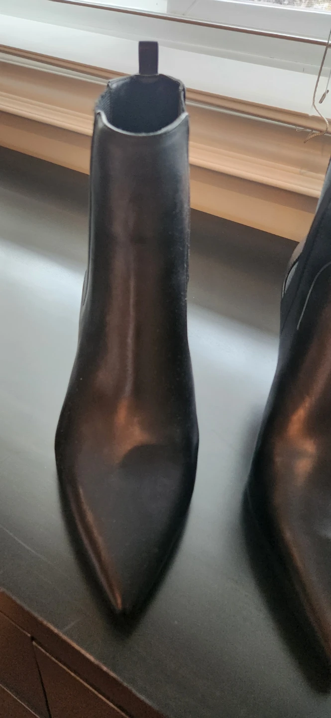 Lord & Taylor Black Leather Pointed Toe Ankle Boots - photo 2