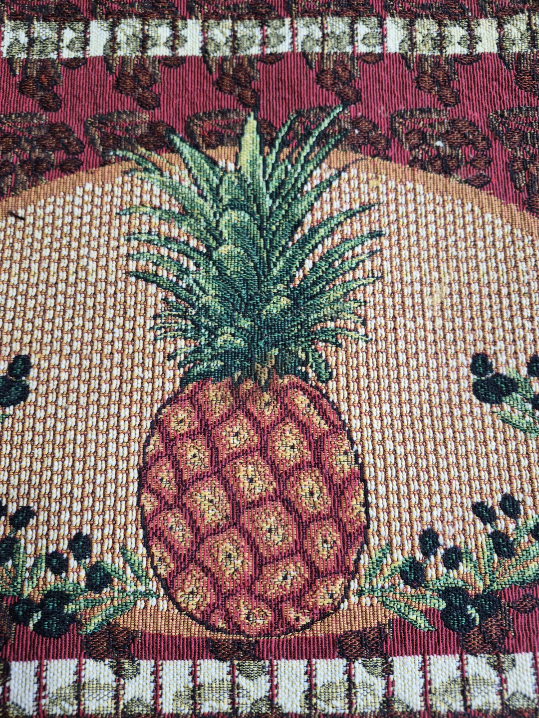 Pair of Vintage 20" x 12" Pineapple Tapestry Placemats - photo 3