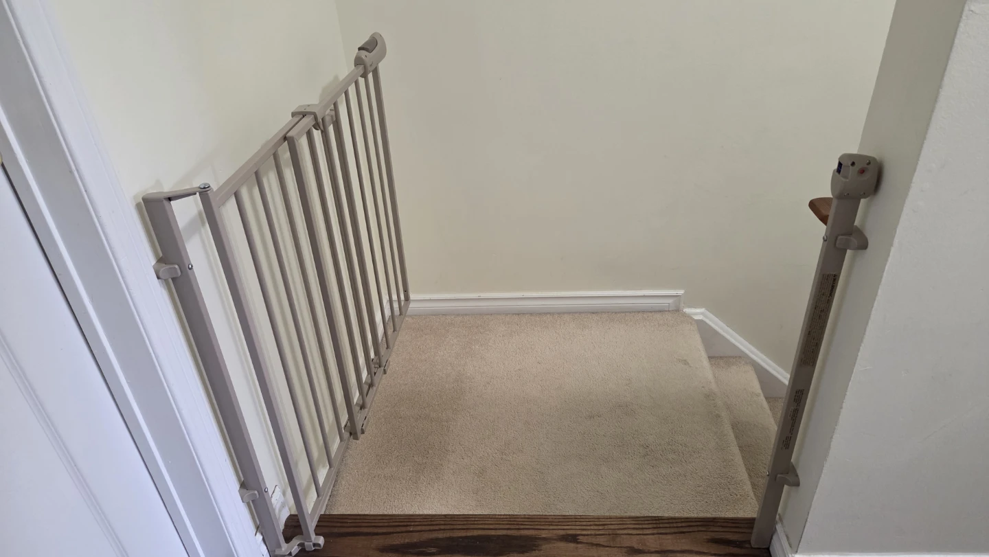 Evenflo Baby Safety Gate - photo 3