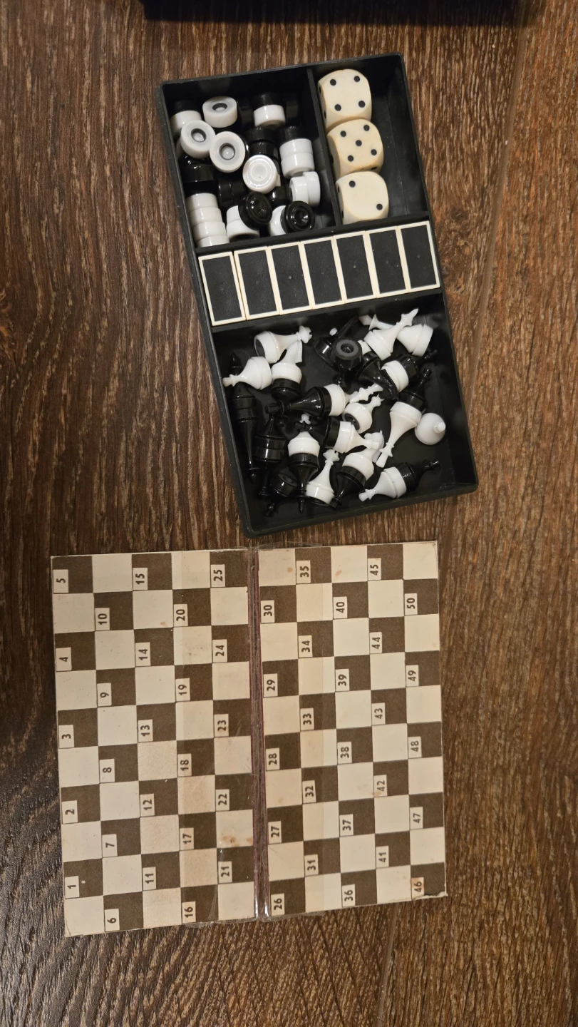 USSR Soviet vintage Travel Chess Set with Checkers and Dice - photo 5